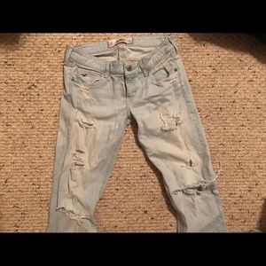 Hollister Destroyed Jeans